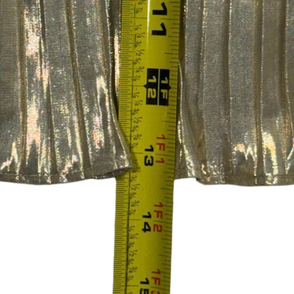 Abercrombie & Fitch size medium gold colored tank top blouse w adjustable straps - Picture 5 of 9